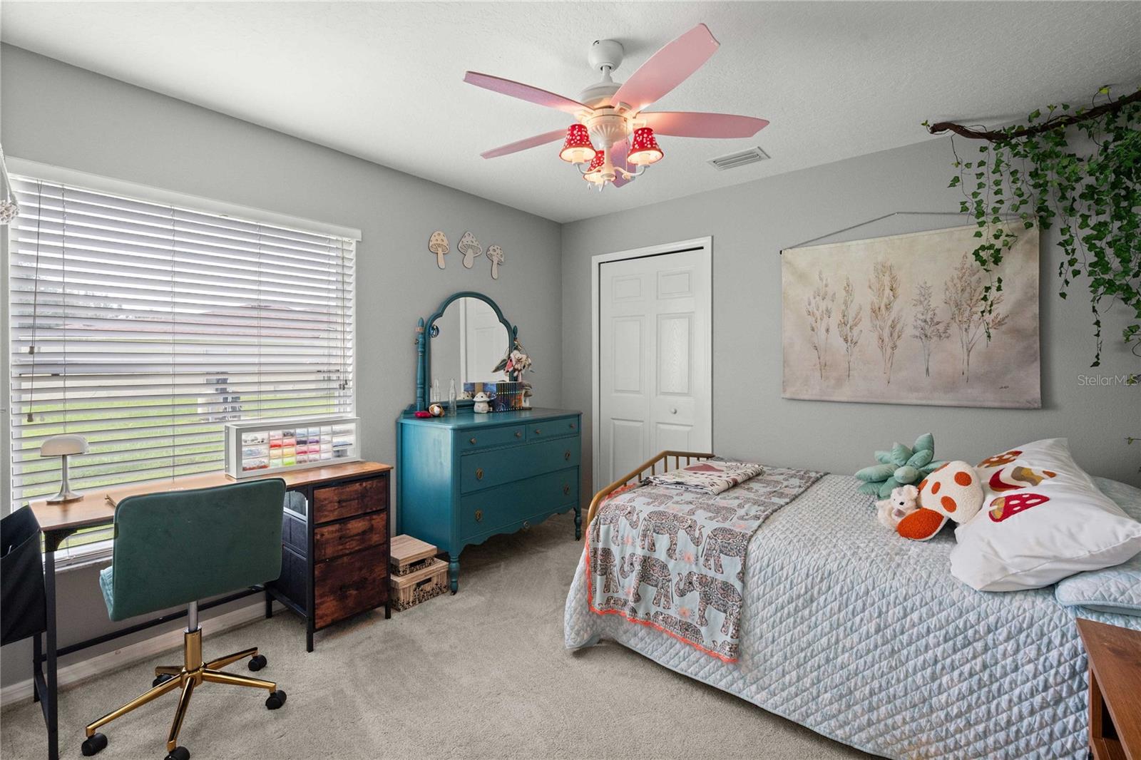 AVONDALE GROVES - Residential