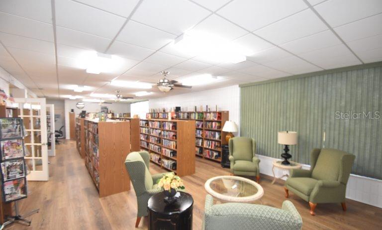 VENICE ISLE - Residential Lease