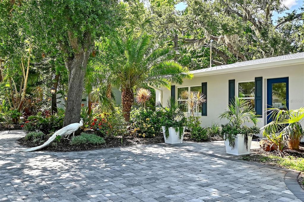 Photo of 730 40th Street, Sarasota, FL 34234 (MLS # A4633482)