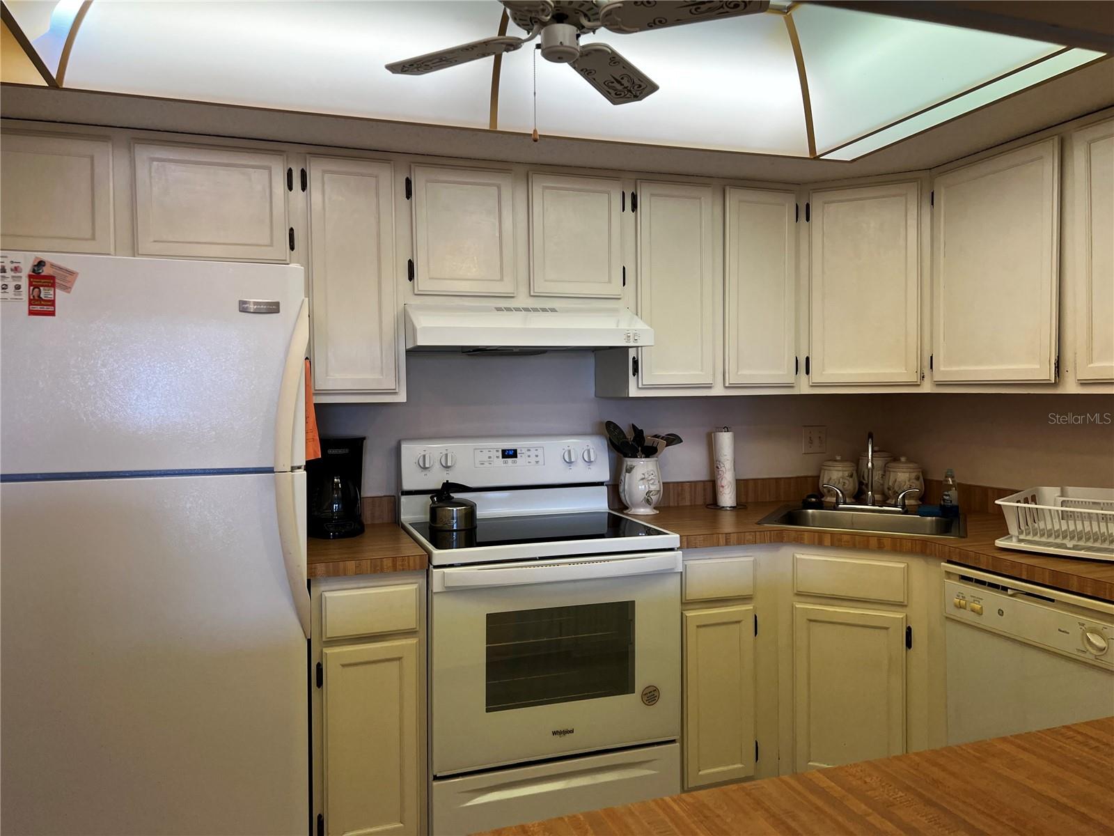 FAIRWAYS OF CAPRI PH 1 - Residential