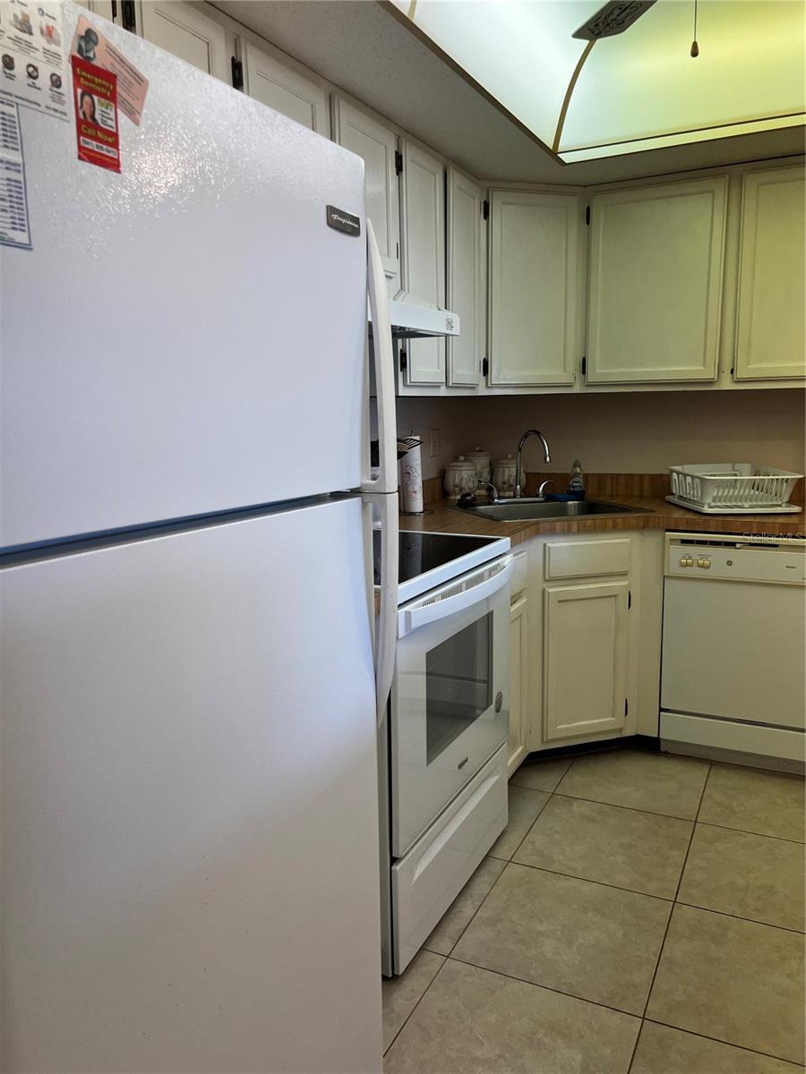 FAIRWAYS OF CAPRI PH 1 - Residential