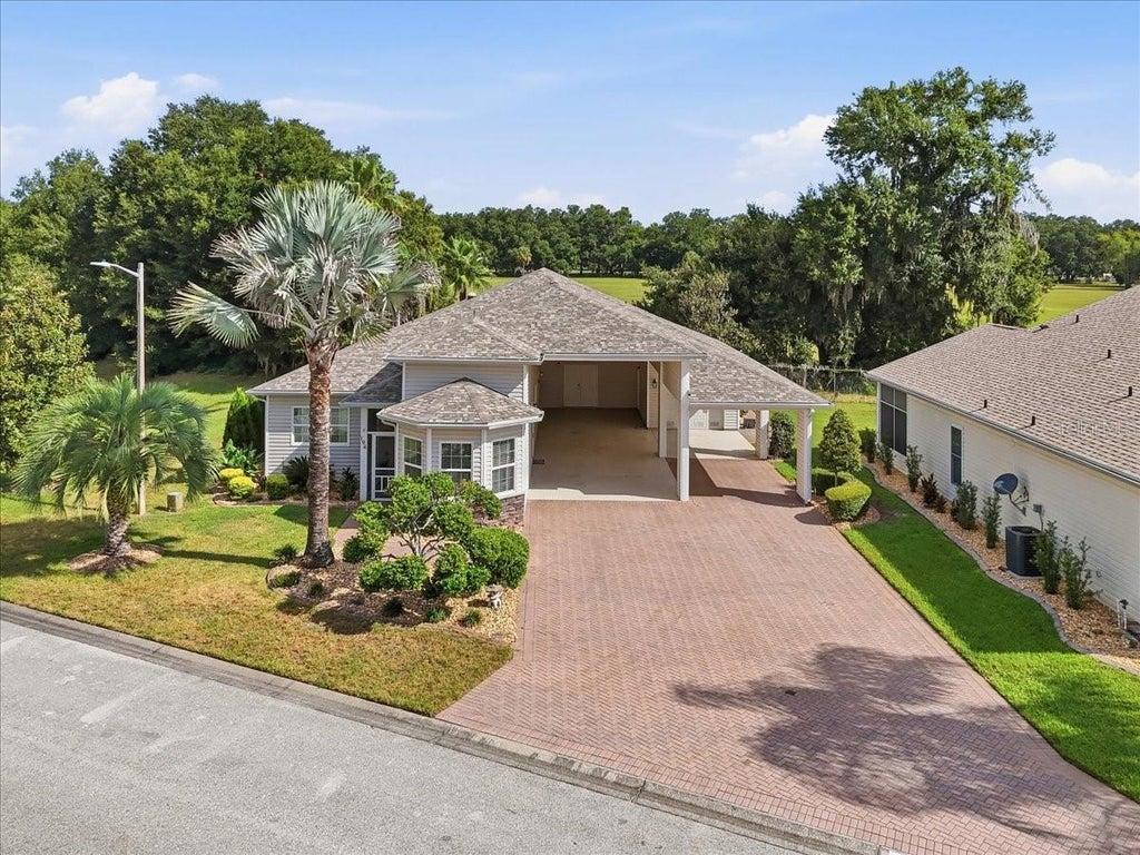 Photo of 194 Laynewade Road, Polk City, FL 33868 (MLS # L4964345)