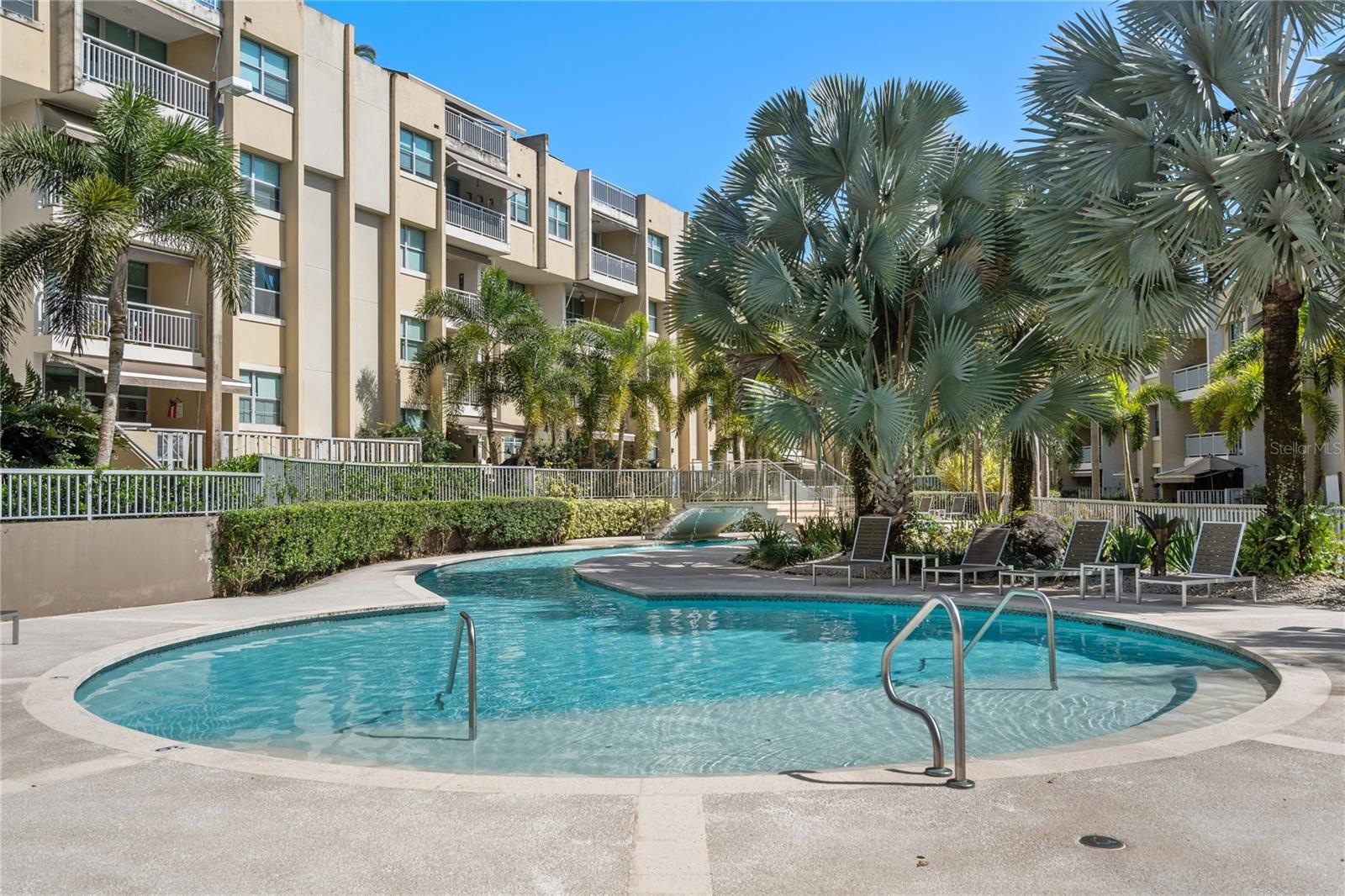 6185 PIEDRAS BLANCAS 6185