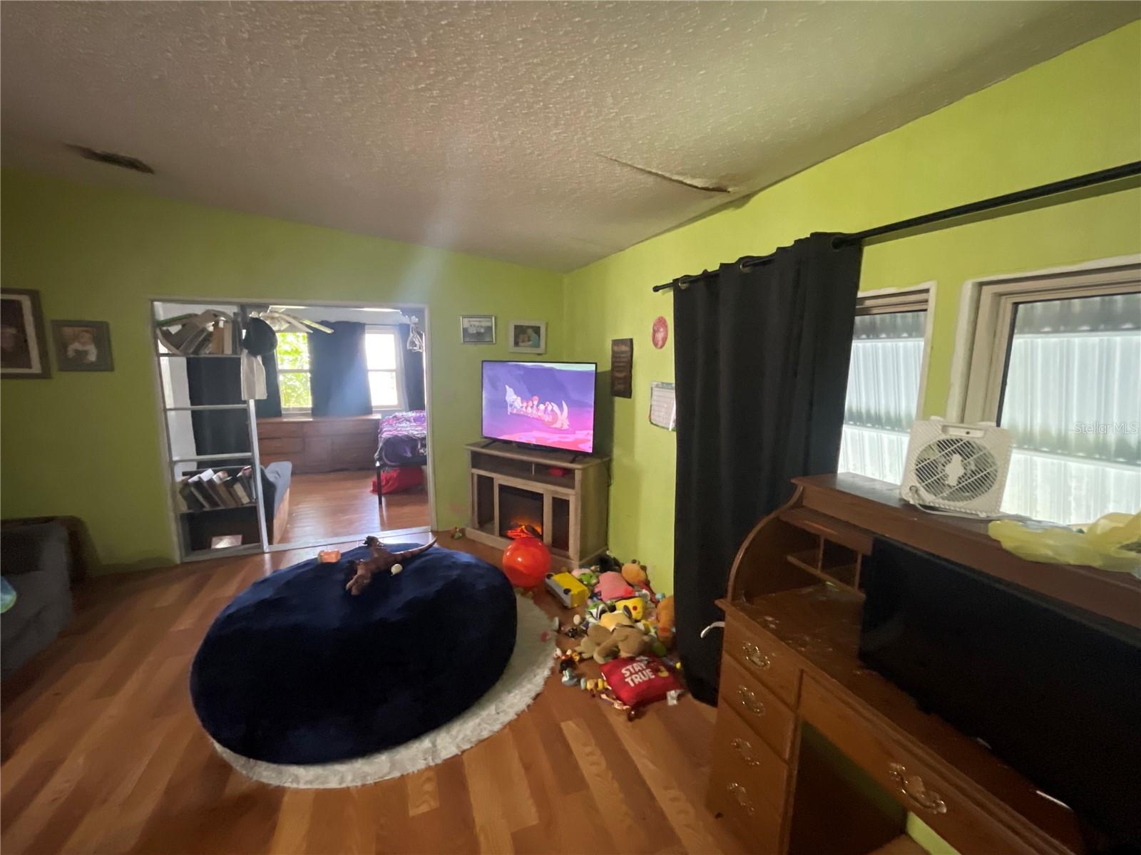 SHADOW BROOK MOBILE HOME UNIT 3A - Residential