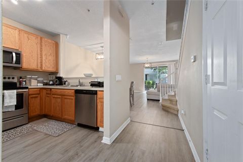 Townhouse in ORLANDO FL 10734 REGENT SQUARE DRIVE 7.jpg