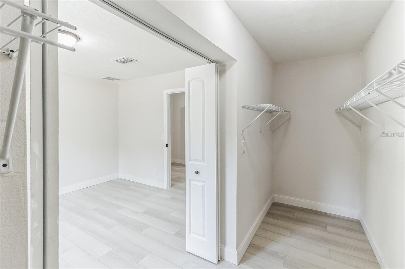 RIVER LAKES MANOR UNIT 01 - Residential