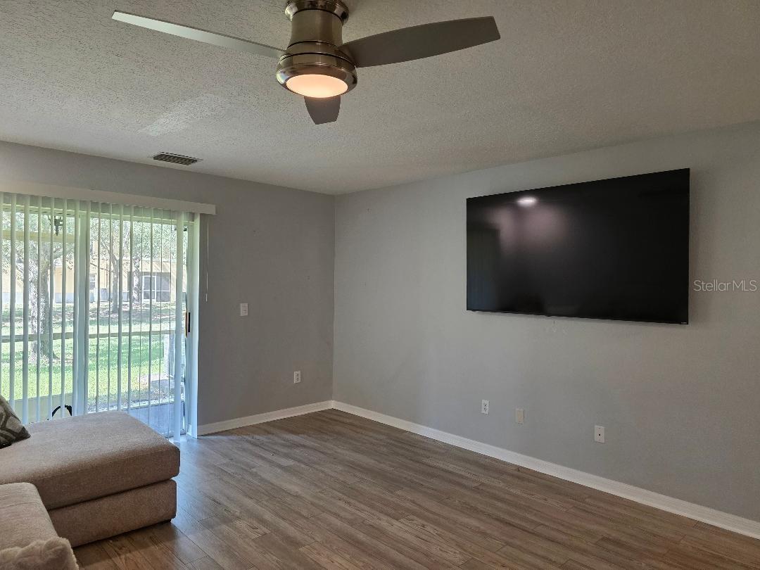 EILAND PARK TWNHMS - Residential