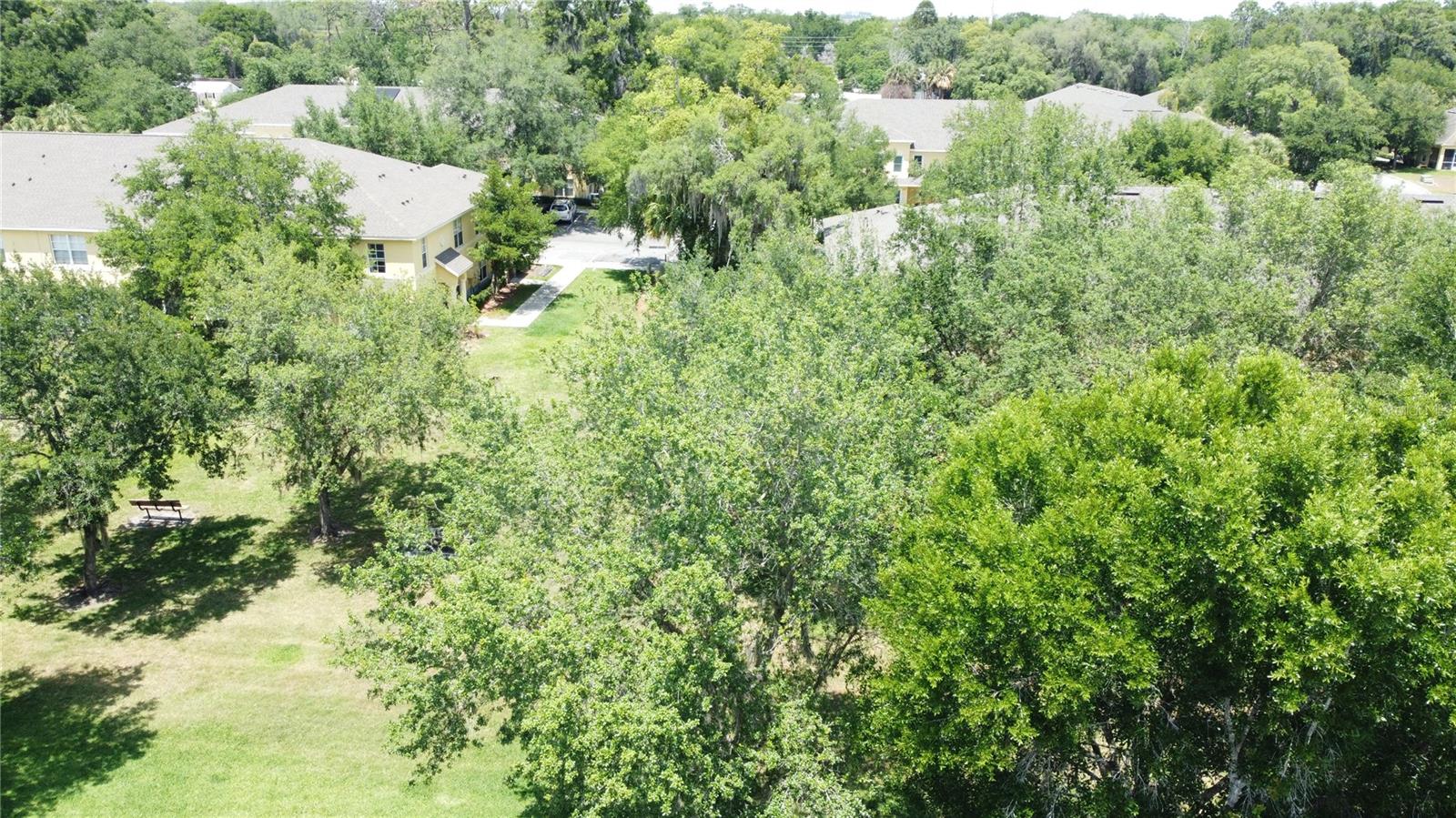 EILAND PARK TWNHMS - Residential