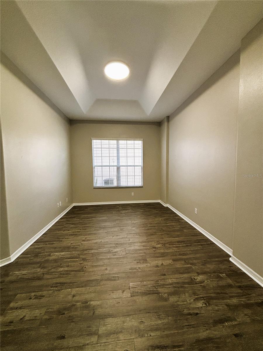 EAGLE CRK PH 01B - Residential Lease