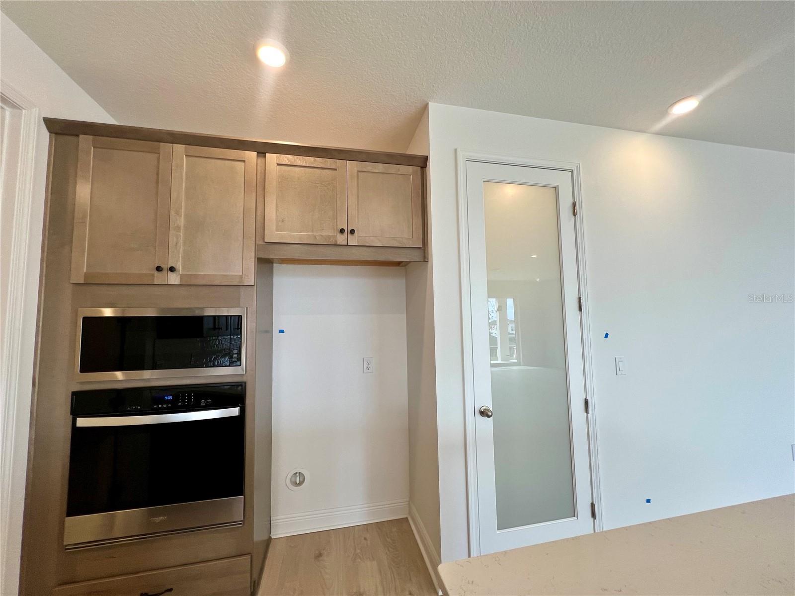 HILLS OF MINNEOLA - Residential