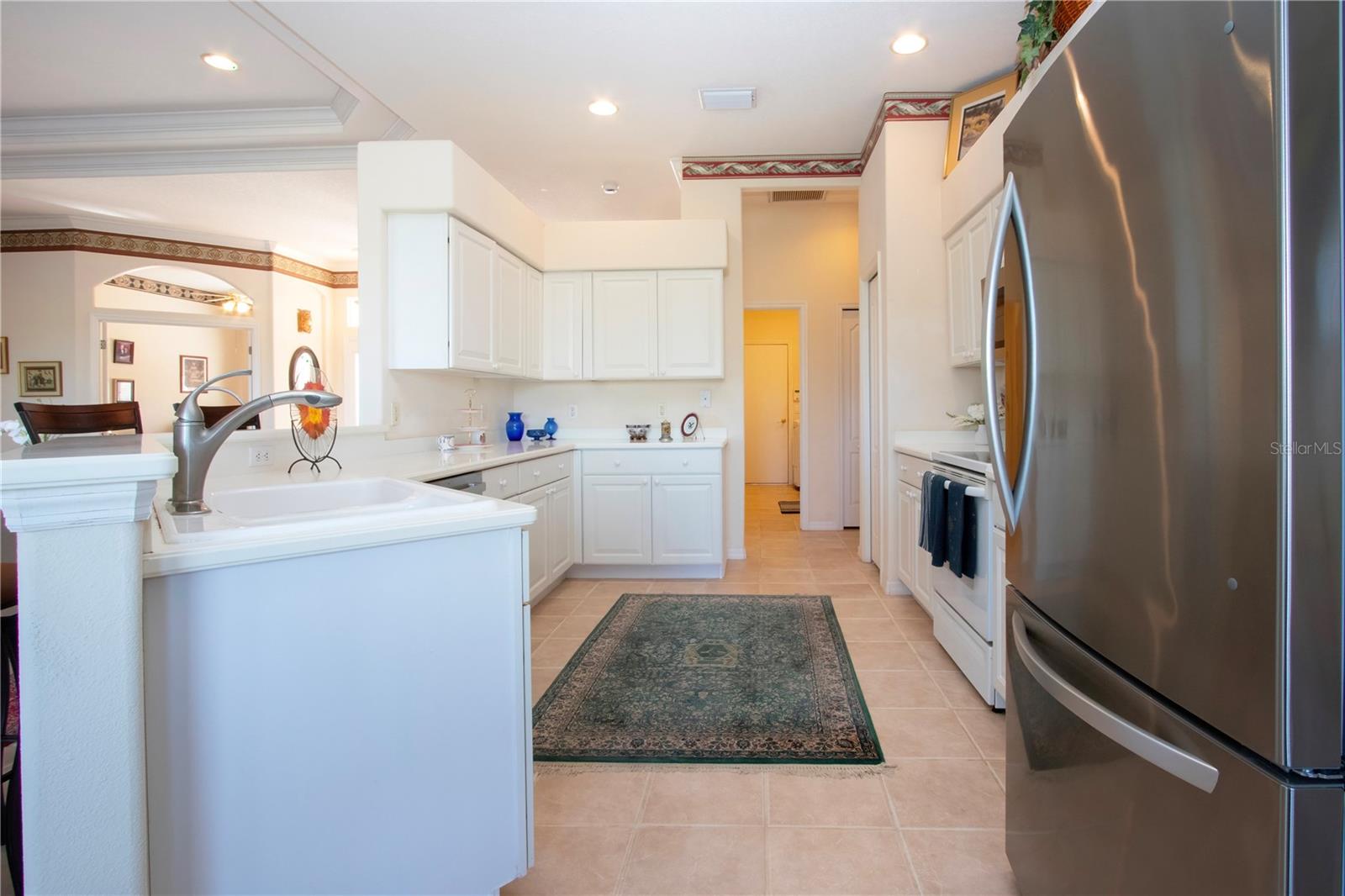 HERITAGE OAKS GOLF & COUNTRY CLUB - Residential