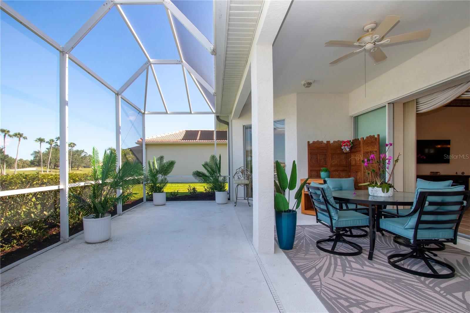 HERITAGE OAKS GOLF & COUNTRY CLUB - Residential