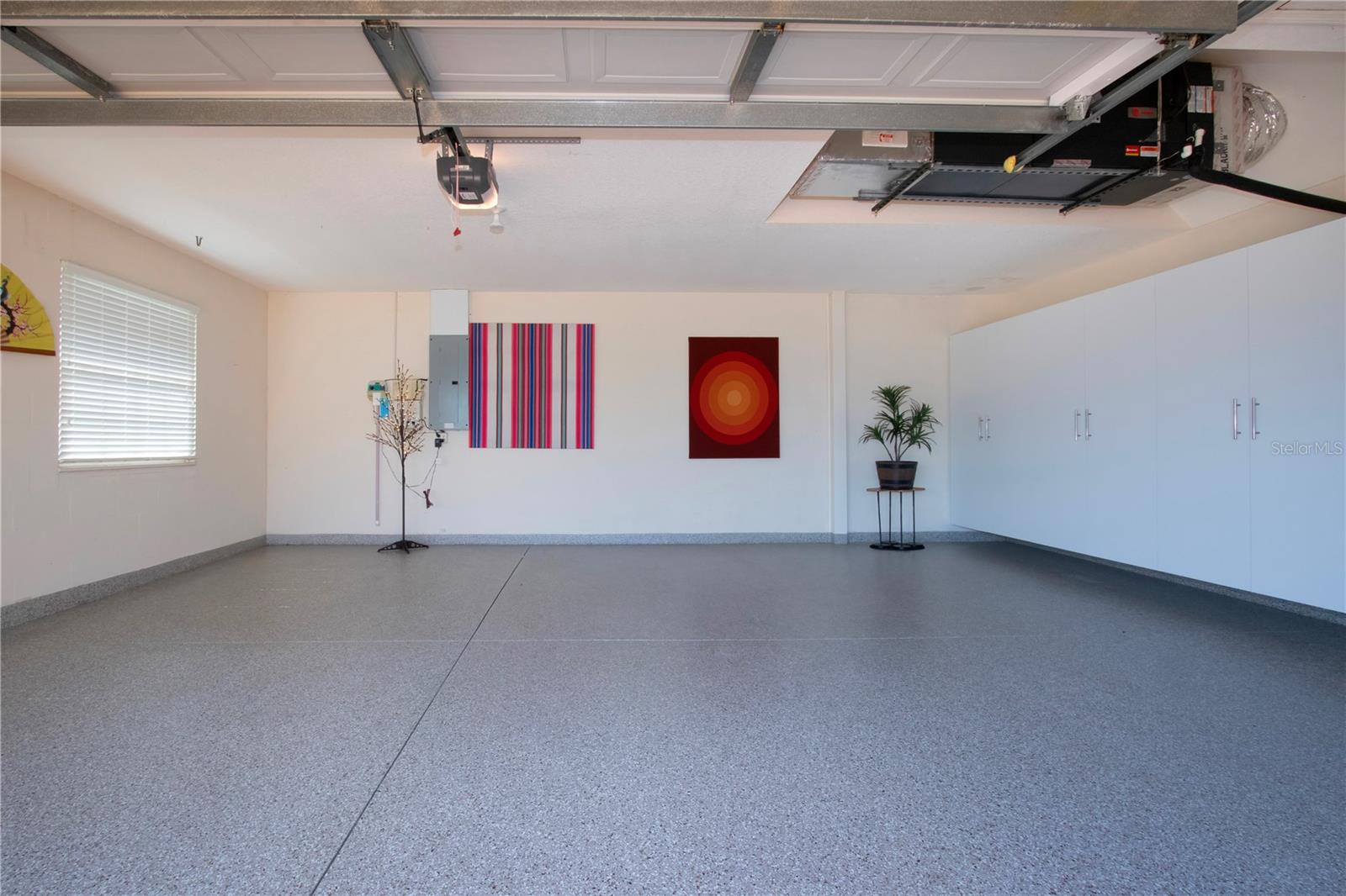 HERITAGE OAKS GOLF & COUNTRY CLUB - Residential