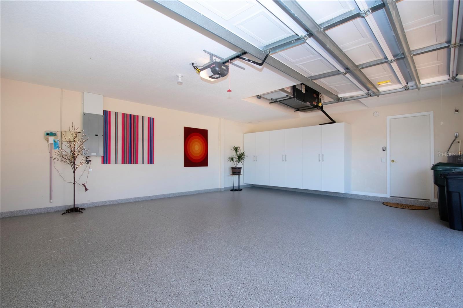 HERITAGE OAKS GOLF & COUNTRY CLUB - Residential