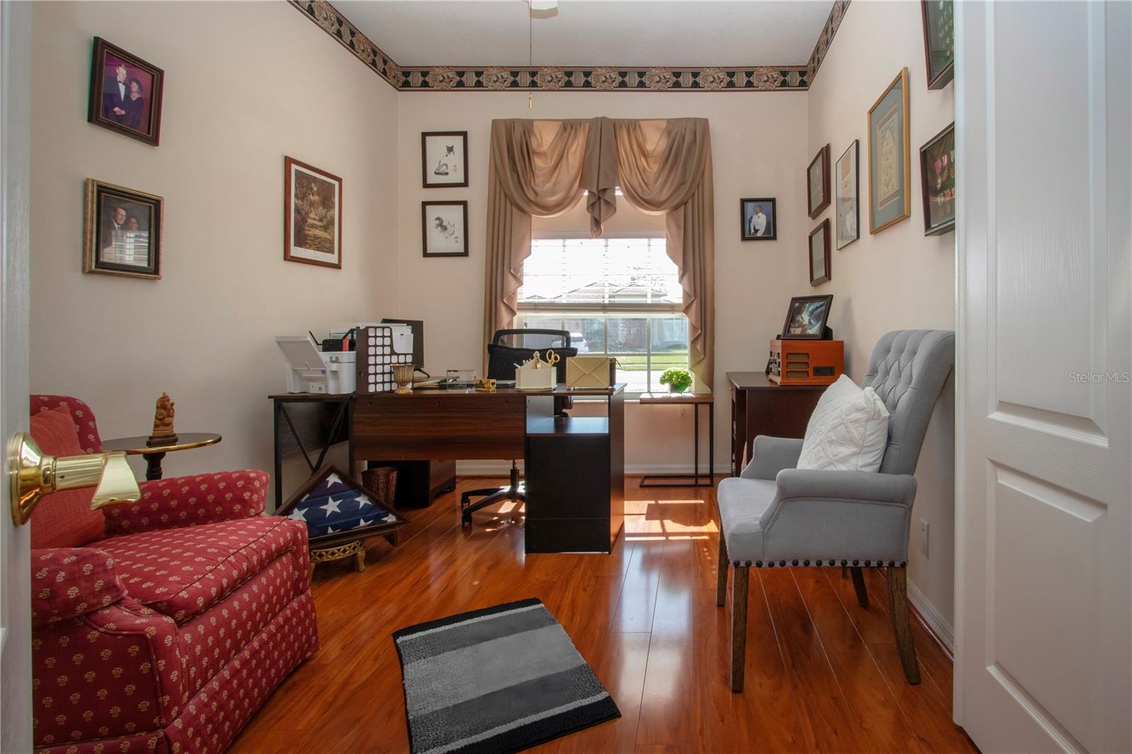 HERITAGE OAKS GOLF & COUNTRY CLUB - Residential