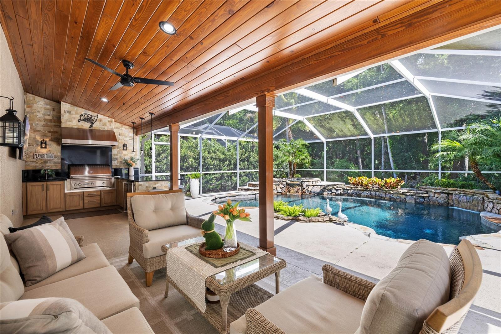 WESTCHASE - THE GREENS - Residential