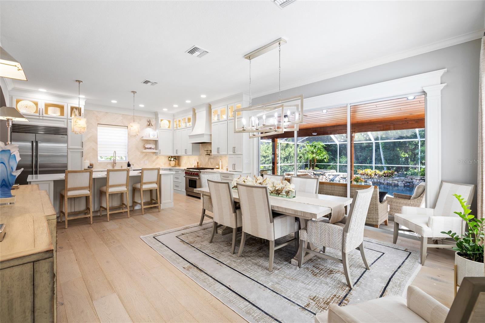 WESTCHASE - THE GREENS - Residential