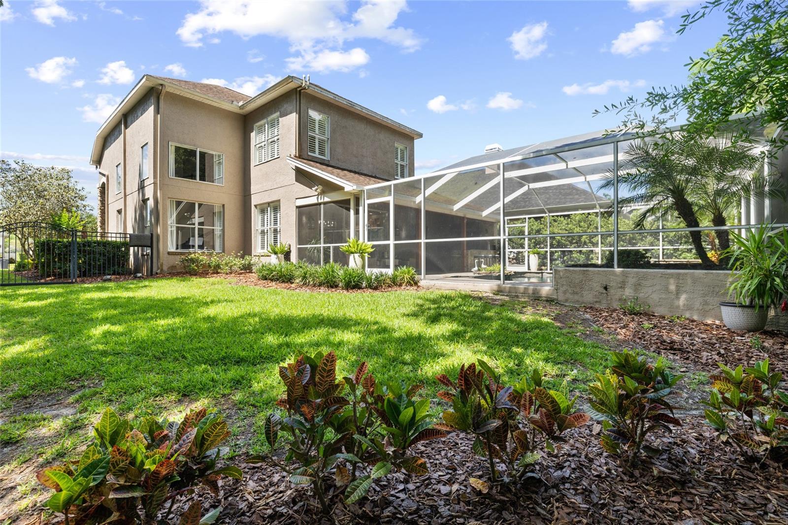 WESTCHASE - THE GREENS - Residential