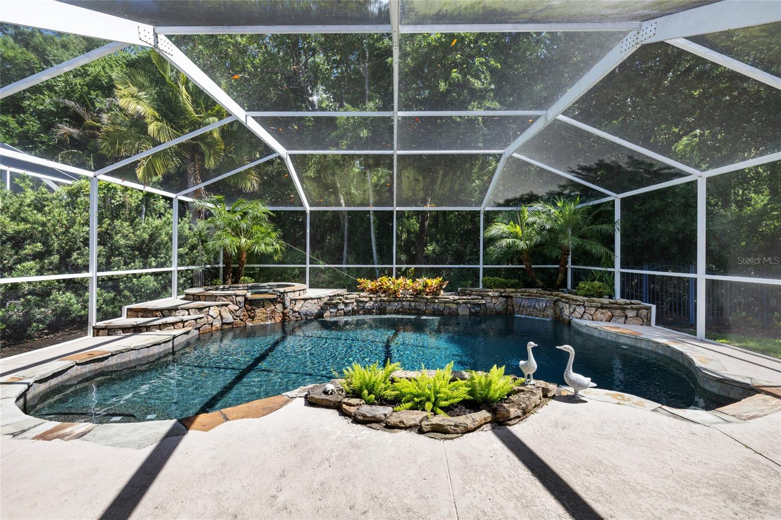 WESTCHASE - THE GREENS - Residential