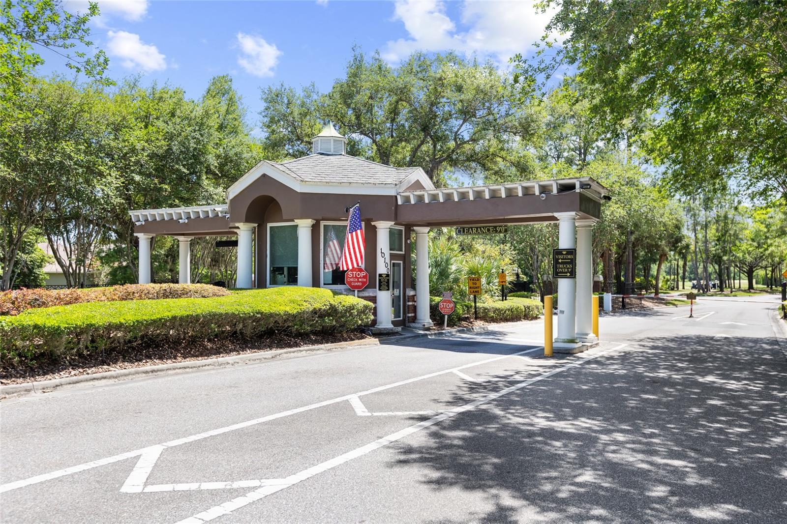 WESTCHASE - THE GREENS - Residential