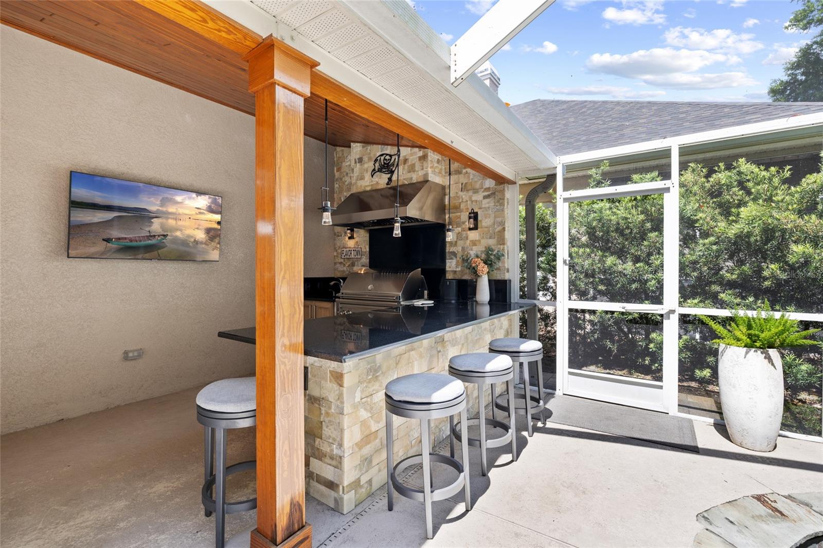 WESTCHASE - THE GREENS - Residential