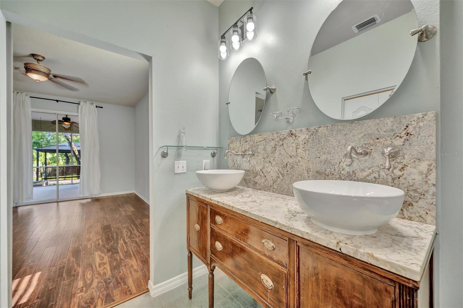 COLONY MEADOWS - Residential Lease