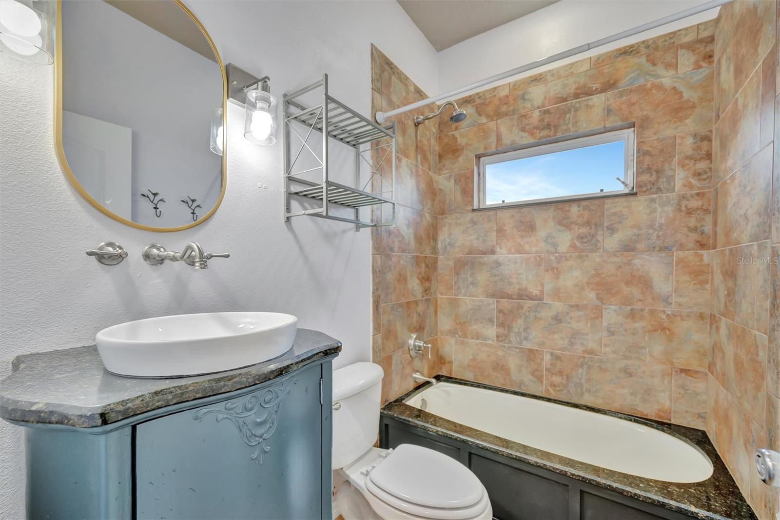 COLONY MEADOWS - Residential Lease