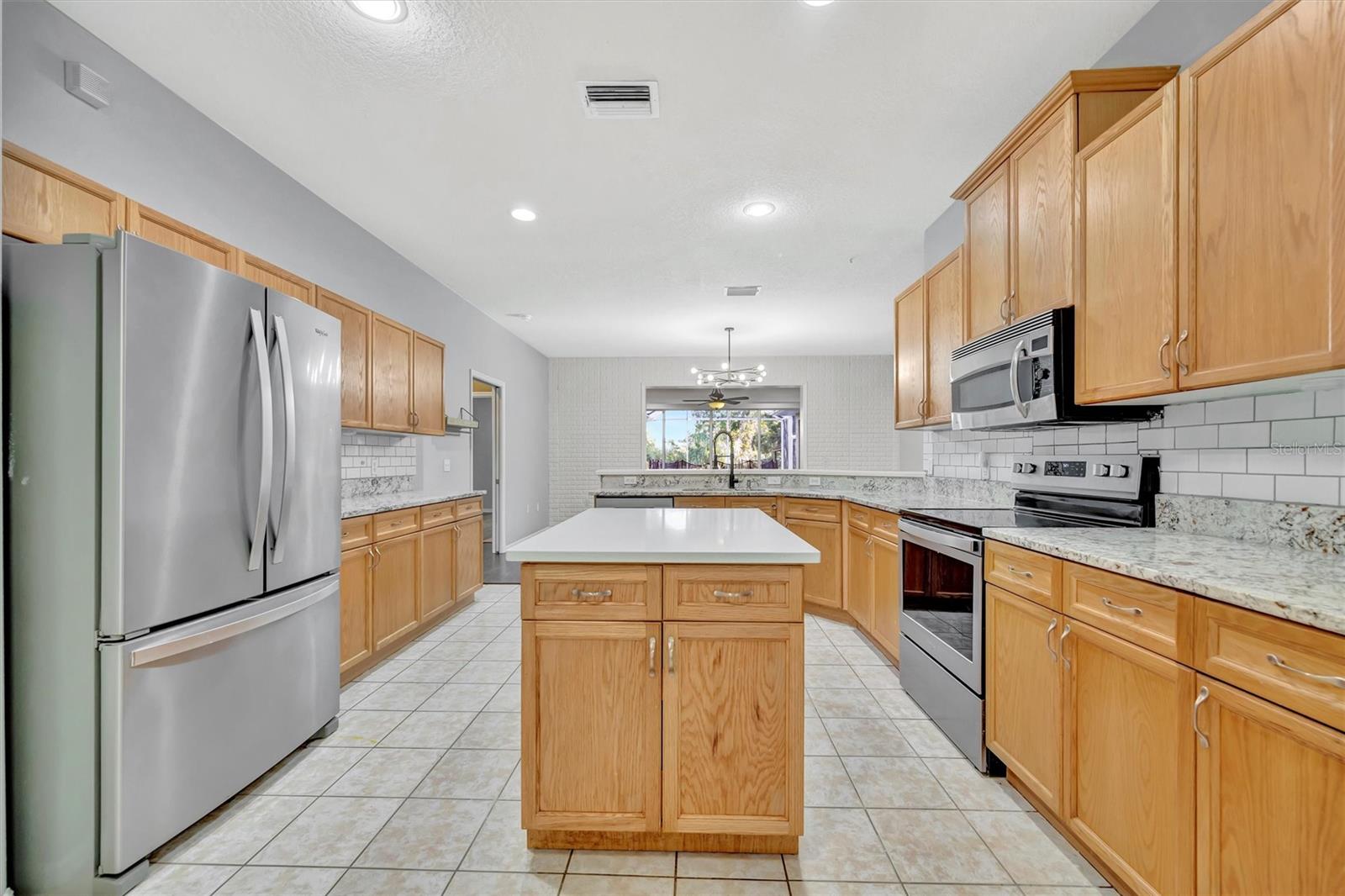 COLONY MEADOWS - Residential Lease