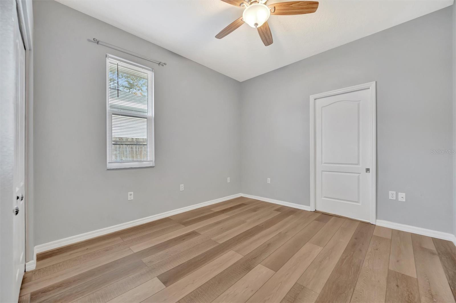 COLONY MEADOWS - Residential Lease