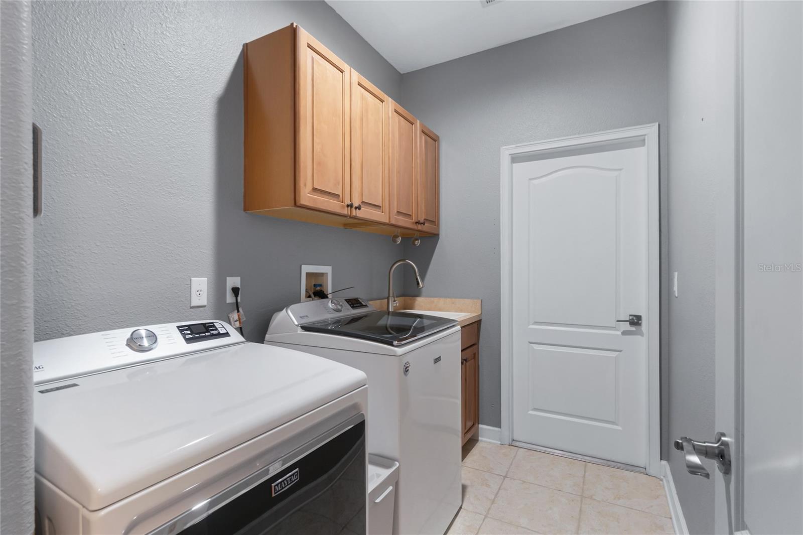 BUCKINGHAM ESTATES - Residential