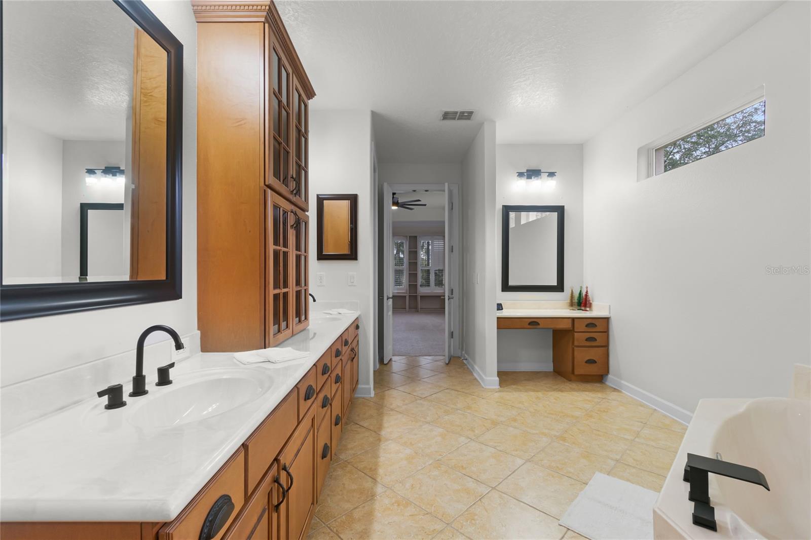BUCKINGHAM ESTATES - Residential