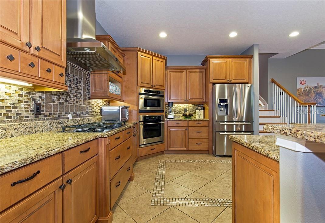 BUCKINGHAM ESTATES - Residential