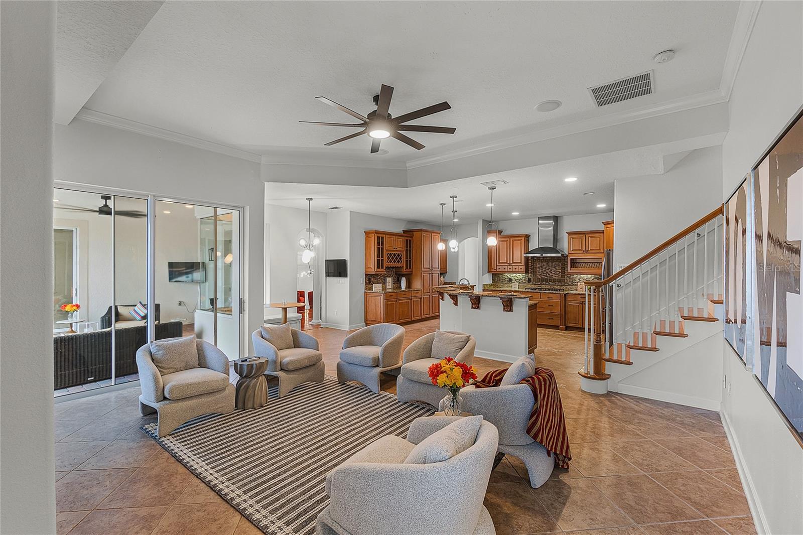 BUCKINGHAM ESTATES - Residential