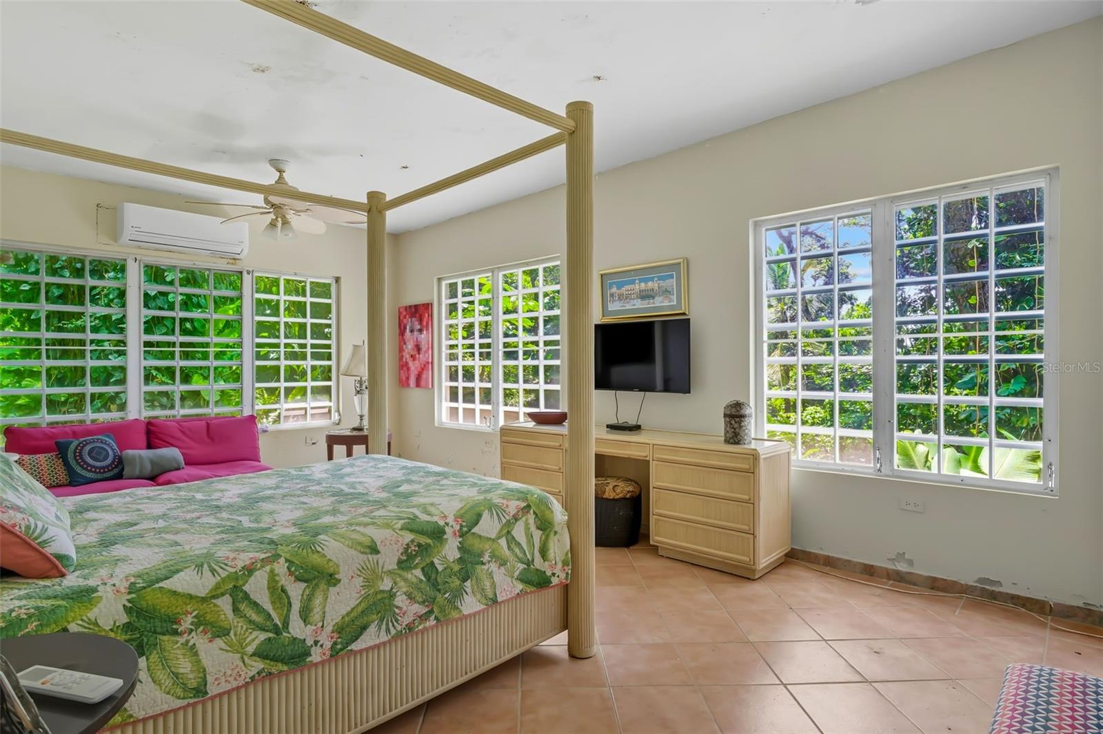 HOUSE OF THE FUTURE - Residential