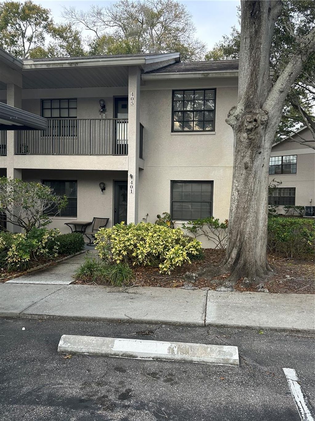 Photo of 2130 Elm Street #401, Dunedin, FL 34698 (MLS # O6393046)