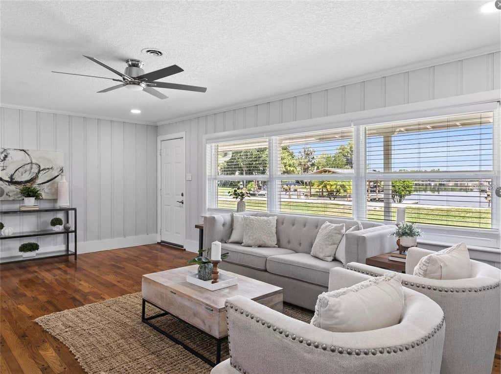 Photo of 212 W 1st Avenue, Windermere, FL 34786 (MLS # S5155372)