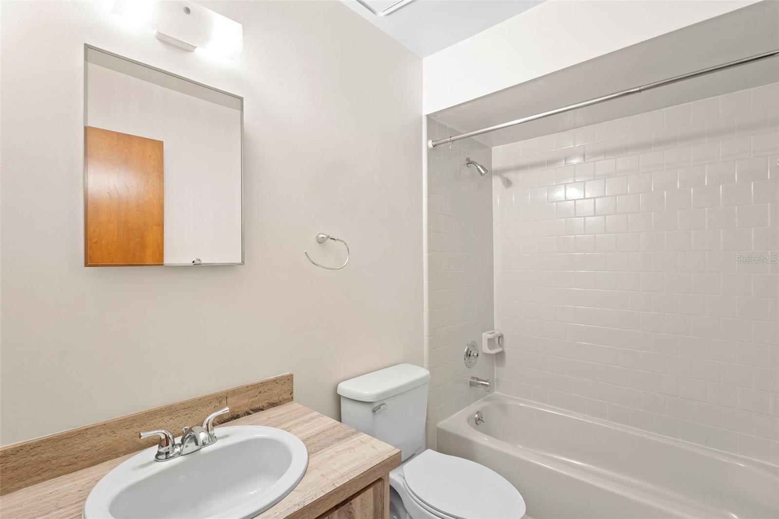 DOVER CIRCLE - Residential