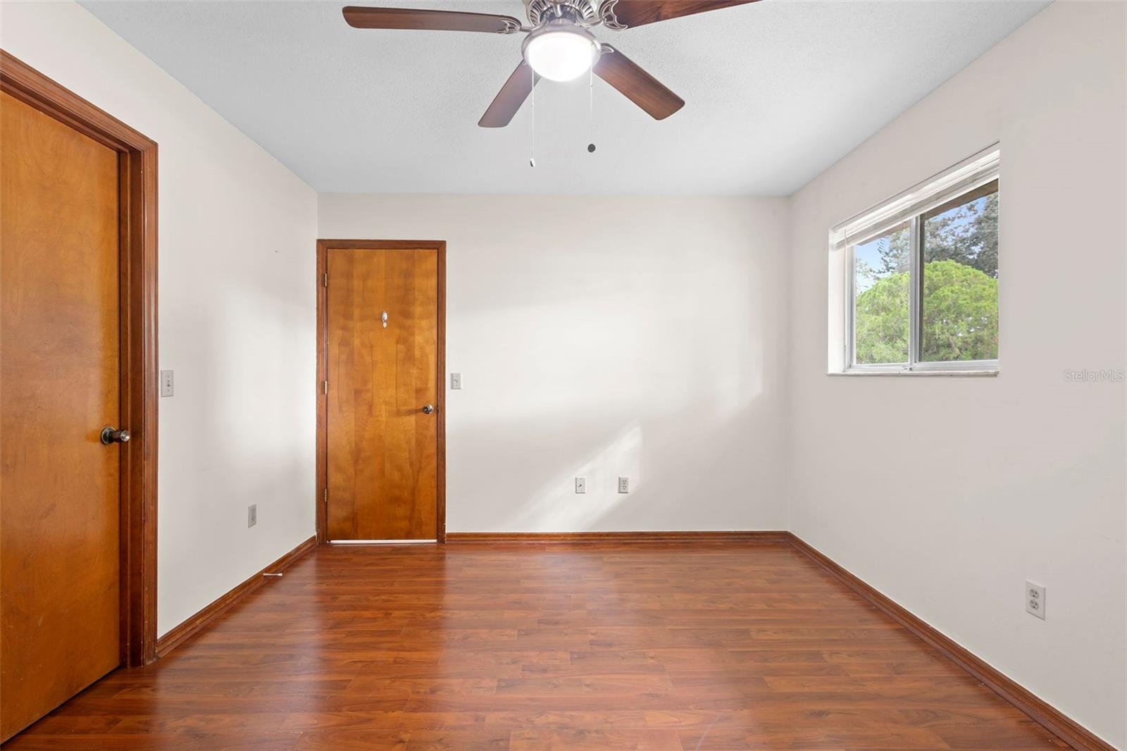 DOVER CIRCLE - Residential