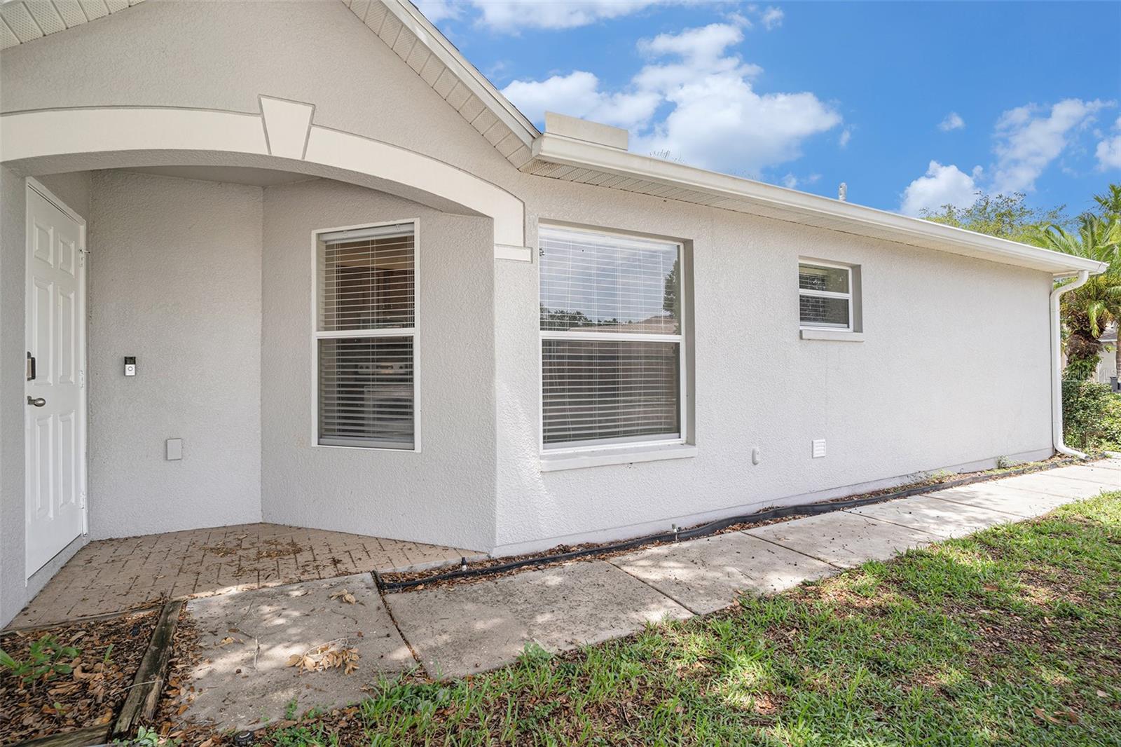 3319 THISTLEDOWN LANE