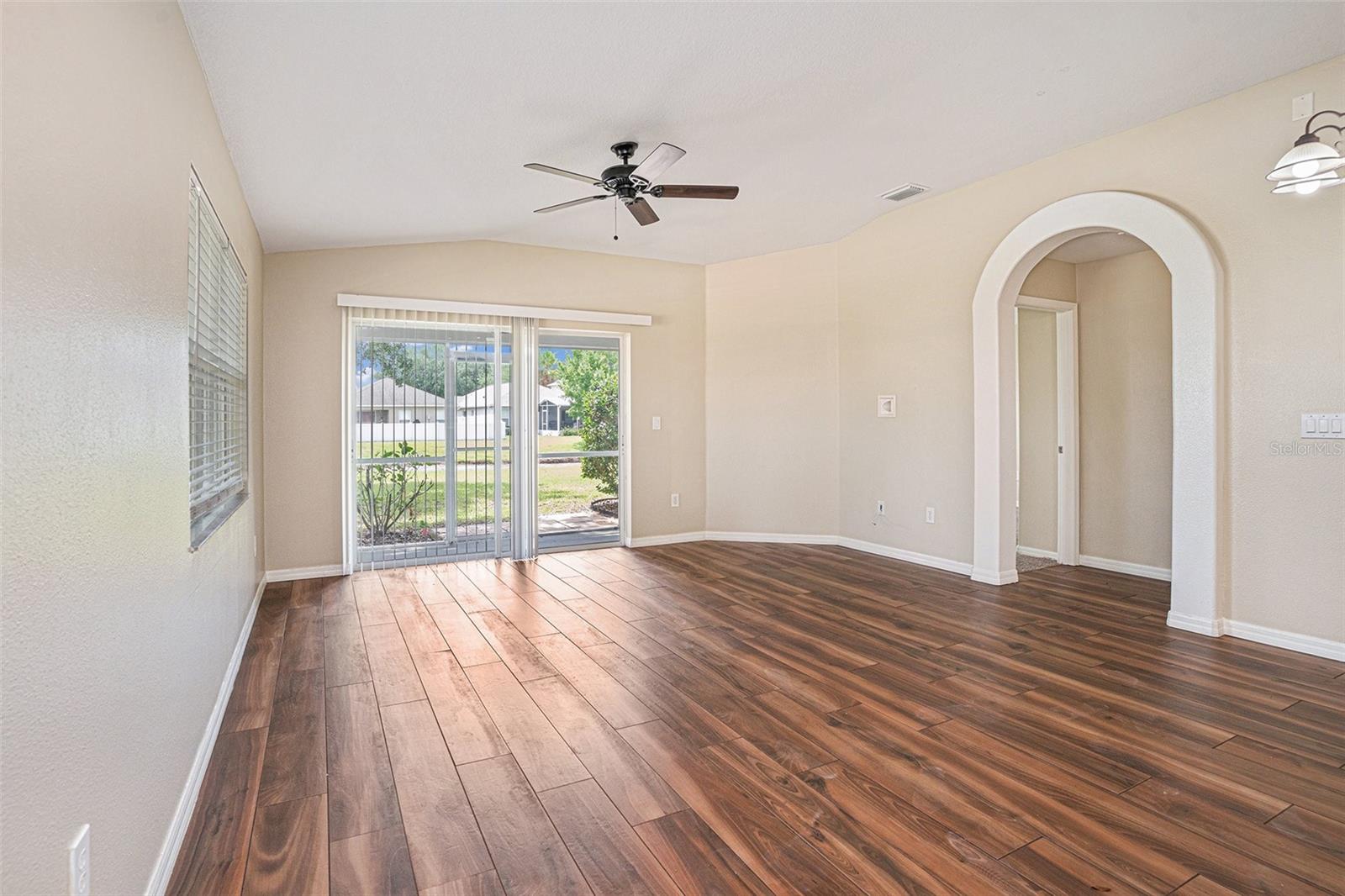 3319 THISTLEDOWN LANE