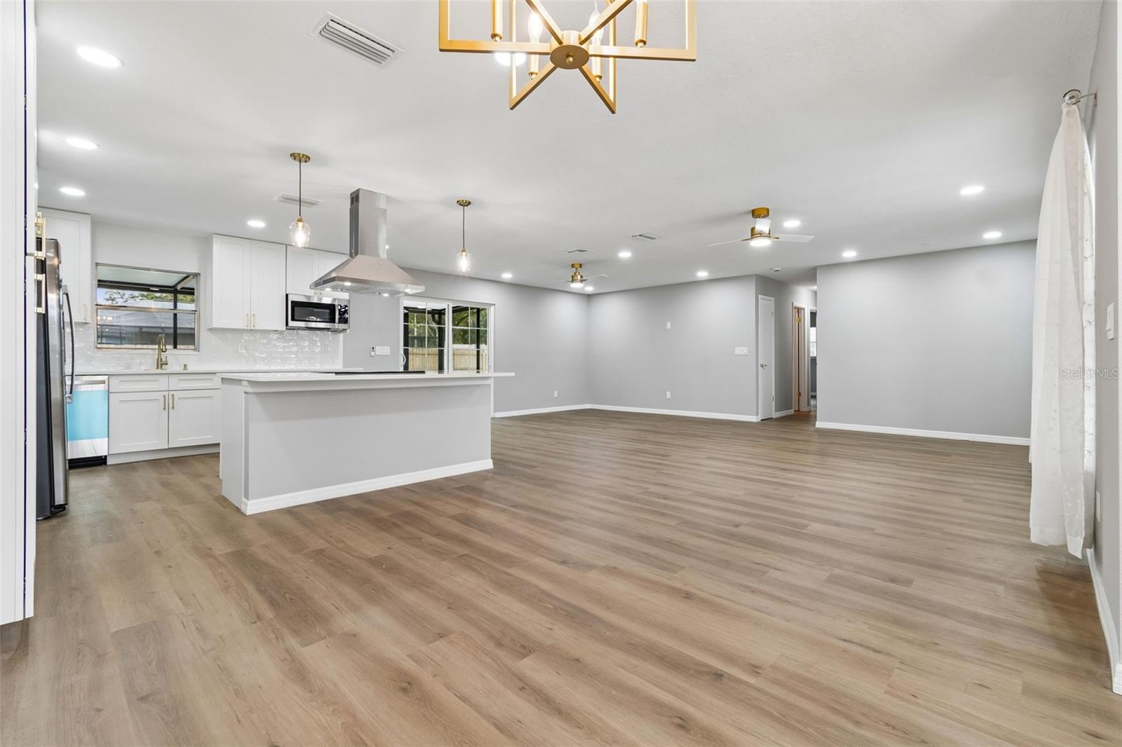 BRANDON EAST SUB UNIT - Residential