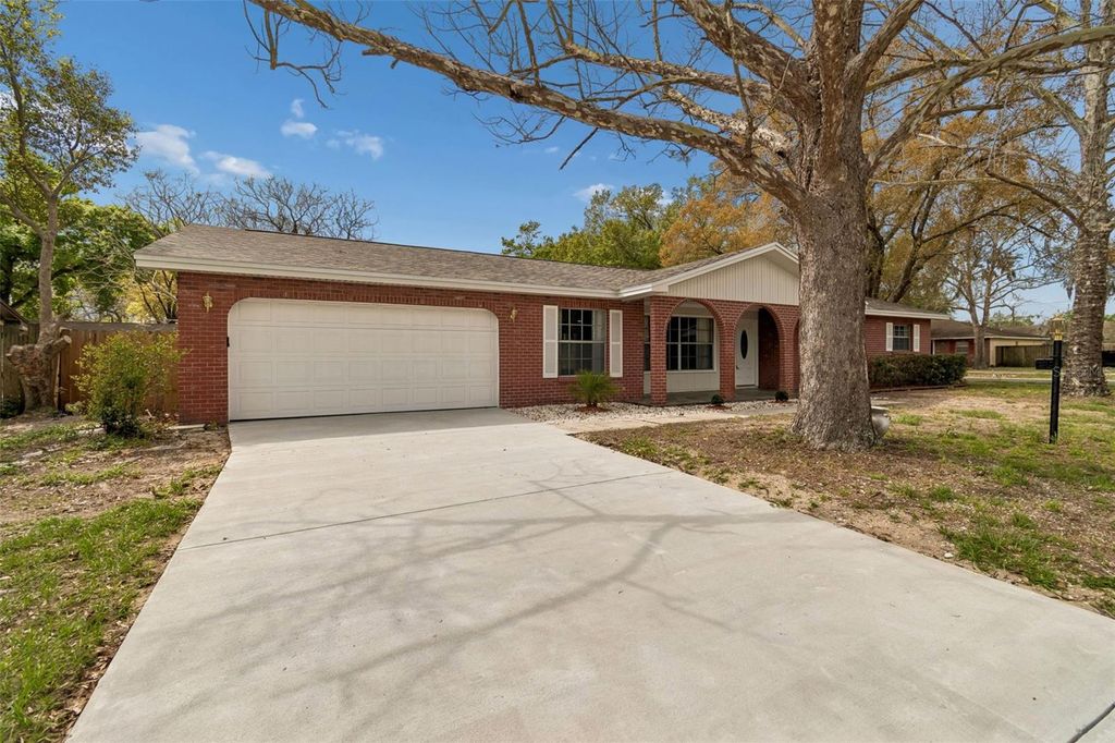 Photo of 3817 Twilight Drive, Valrico, FL 33594 (MLS # TB8488664)