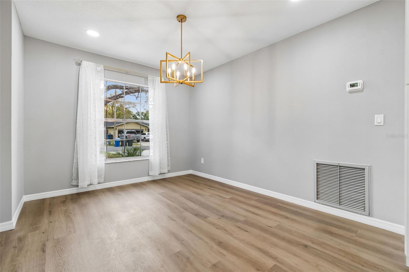 BRANDON EAST SUB UNIT - Residential