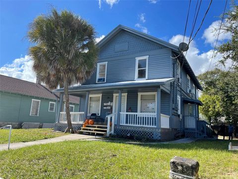 Photo of 26 S Hollywood Avenue, Daytona Beach, FL 32118 (MLS # O6357025)