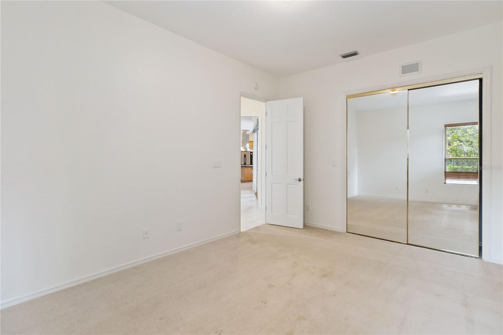 TOREY PINES - Residential Lease