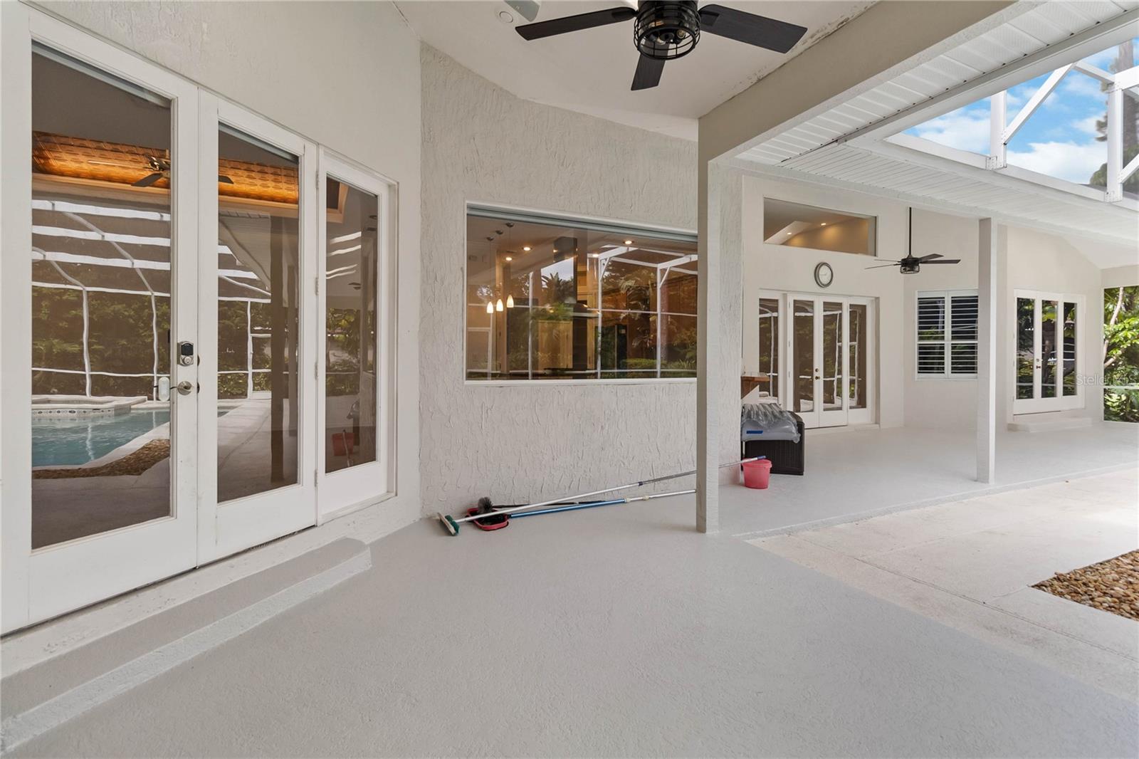 TOREY PINES - Residential Lease