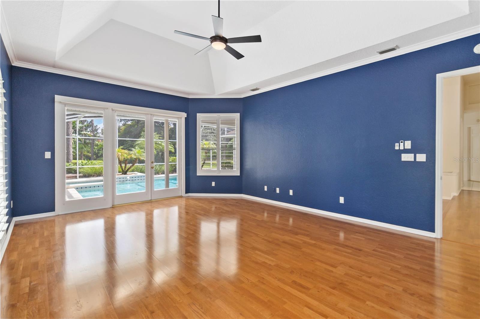 TOREY PINES - Residential Lease