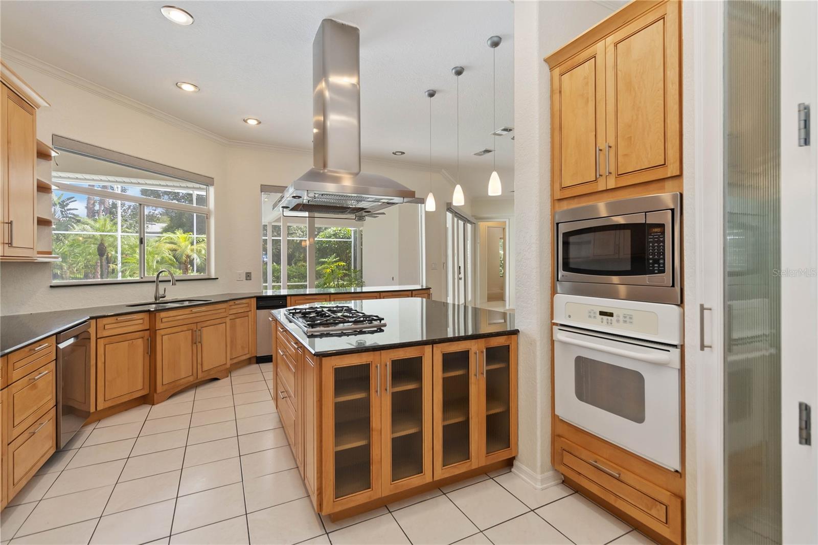 TOREY PINES - Residential Lease