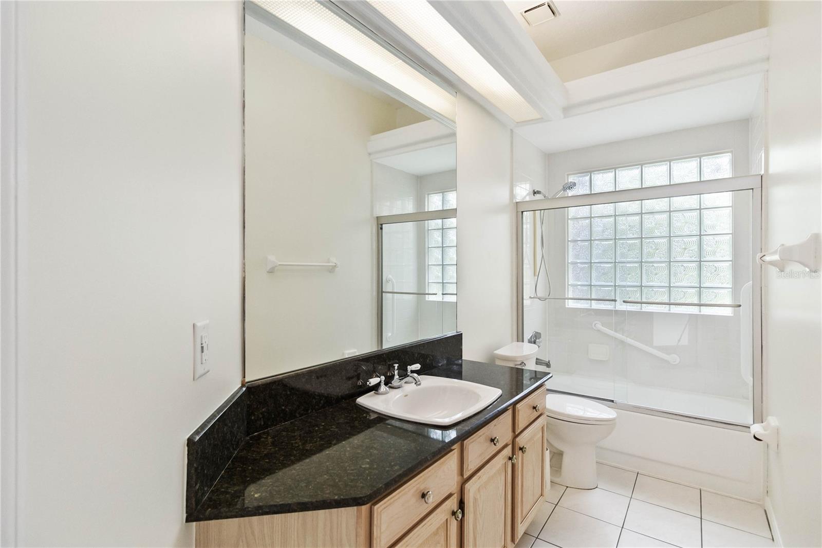 TOREY PINES - Residential Lease