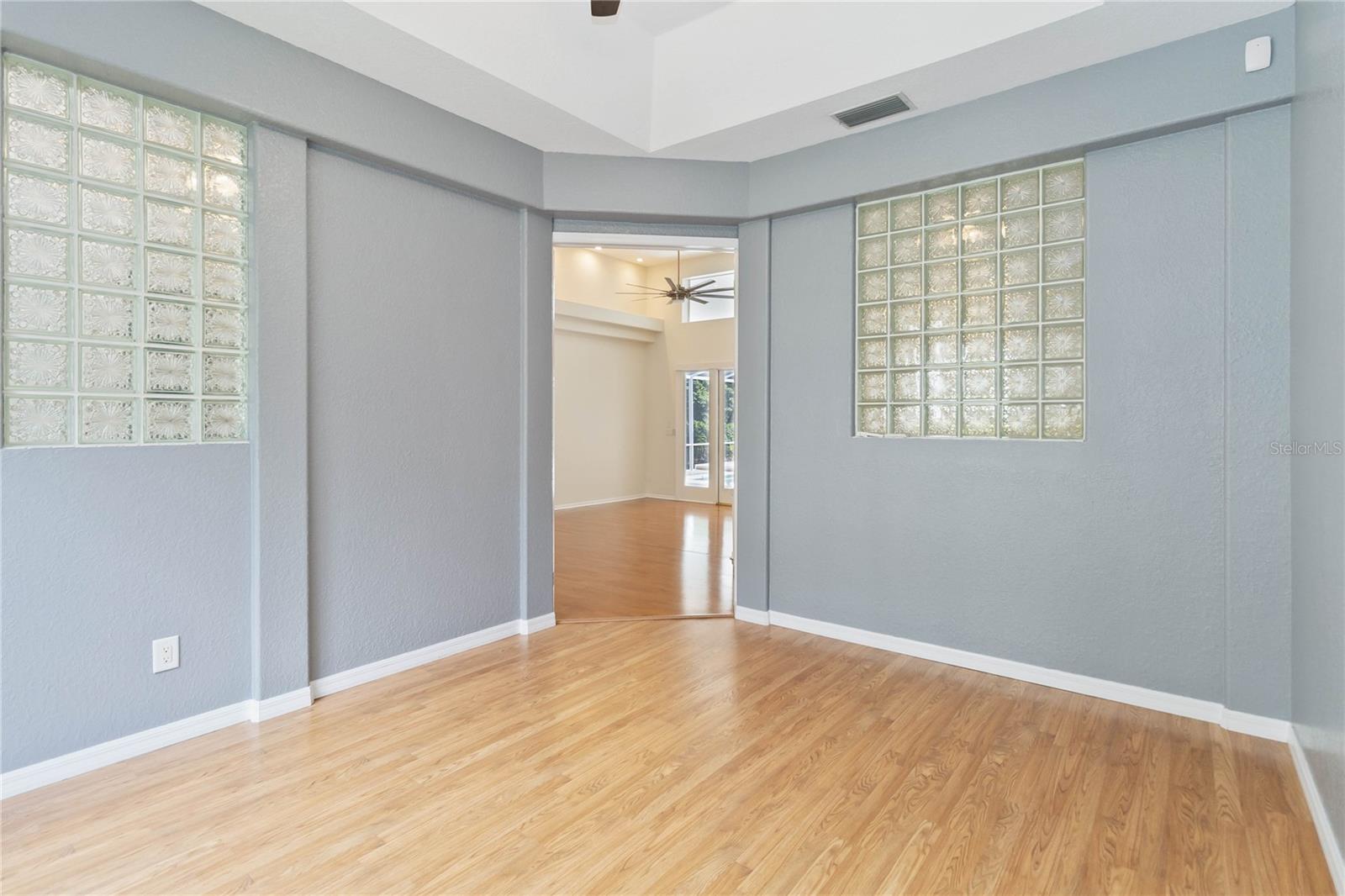 TOREY PINES - Residential Lease